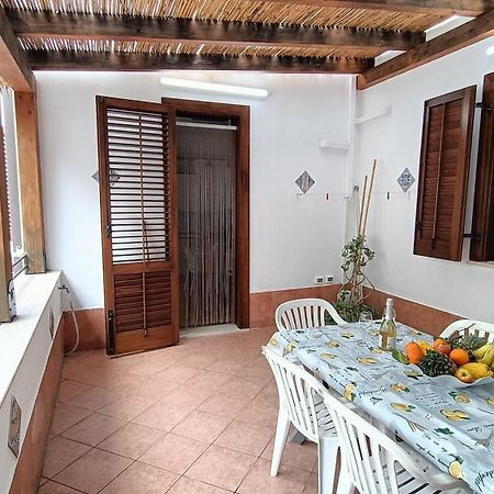 Casa Vita In Centro 巴莱斯特拉泰 外观 照片